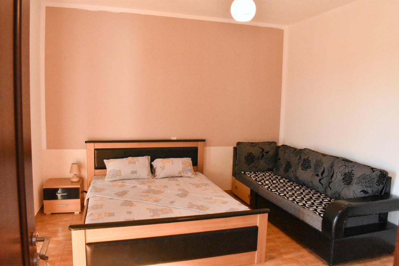Apartments Murati อุลซิน ภายนอก รูปภาพ