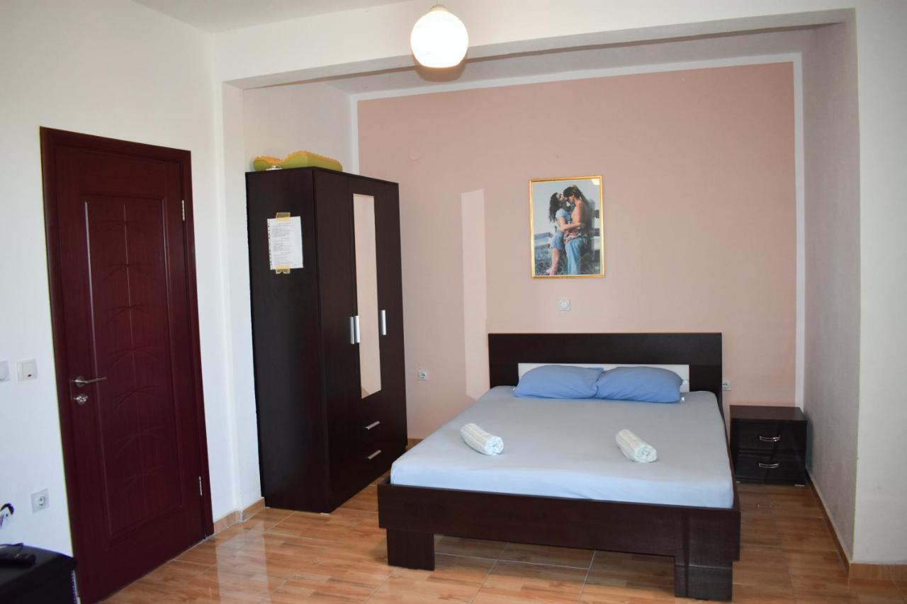 Apartments Murati อุลซิน ภายนอก รูปภาพ