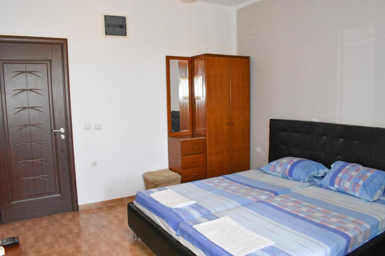 Apartments Murati อุลซิน ภายนอก รูปภาพ