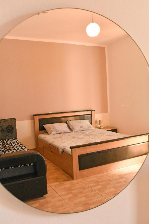 Apartments Murati อุลซิน ภายนอก รูปภาพ